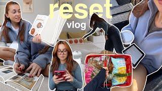 reset vlog ⭐️ (getting back into routine, organizing, reading journal + more!)