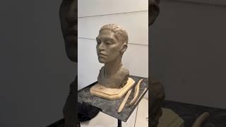 #speedsculpting a portrait in 3 hours from a live model #artshorts #sculpture #clayart #portraiture