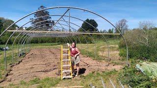 Timelapse: Polytunnel creation in Henri's Field, Dartington Trust