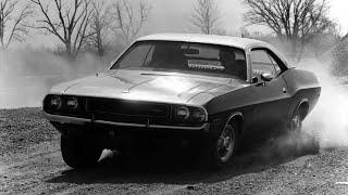 Dodge Challenger | Muscle Car | V8 | Four Wheel Nation