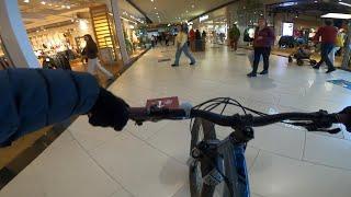 AM INTRAT CU BICICLETELE IN MALL *ne au prins* | BIKE VLOG