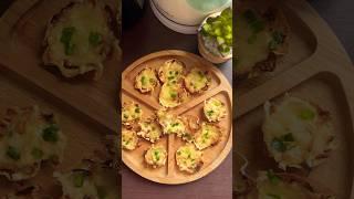 The most delicious mini pizza ever. It's a great appetizer!#shotrs #food #recipe