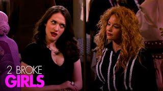 Max Gets Fed Up at a Snoody Restaurant | 2 Broke Girls