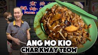 Ang Mo Kio Fried Kway Teow - one of the last few veterans still frying