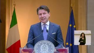 Giuseppe Conte sulla Fase 3  in diretta da Palazzo Chigi