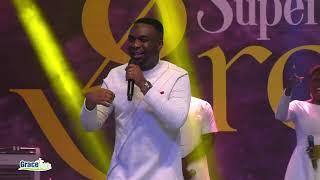 Joe mettle's extraordinary performance at Havilah Praise 2022 at Gracefields Chapel, Kumasi