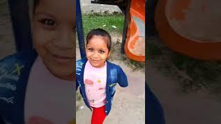 cute beby park me masti kar rahi h #shorts #viral #golumolupihu