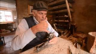 Rex Key demonstrates how he make clay pipes