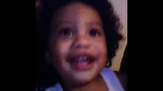 Amar'e sings the phonics song!