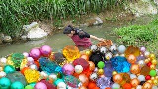 The mussels in the clear spring water give birth to amazing pearls, each one of which is precious