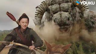 A woman alone attracts a monster! | The Monster in the Abyss | YOUKU MONSTER MOVIE