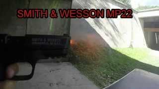 SMITH & WESSON M&P22 or MP22 PISTOLET 22LR  (include slow motion)