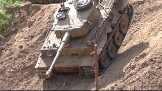 RC Panzer Tanks Leopard Tiger Sherman T-34 Panther WW2  Flugtage Altenburg 2015 Bundeswehr