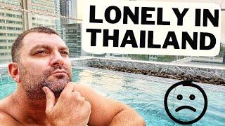 Is Loneliness a Problem in Thailand? My Honest Experience