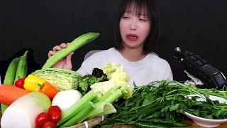 I HATE Vegetables... But I'm Eating Them for ASMR Mukbang!