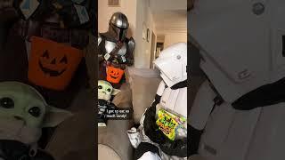 Mando Dad and Grogu return from #trickortreating