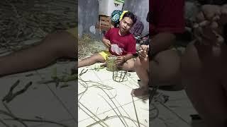 pembuatan karinjang bahan dari rotan