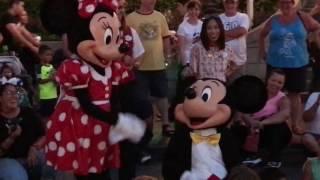 Duck, Duck, Goose with Mickey, Minnie Mouse and Goofy // Disneyland