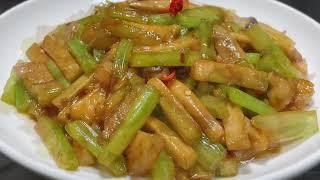 How to make delicious stir-fried king abalone mushrooms, the chef will teach you a trick, crispy and