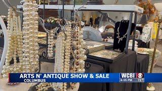 Visit Columbus hosts "Art and Antique Show and Sale" event