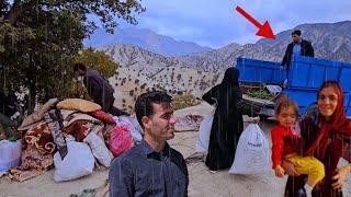 Documentary on the nomadic life of Khosrow and Niloufer and the events of life in the village