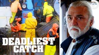 Wild Bill’s Bold Decision on the Summer Bay | Deadliest Catch | Discovery