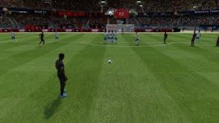 Free kick Hamed Traore