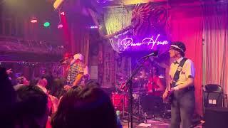 powerhouse pub Spazmatics funny cover band play that funky song video 8.5