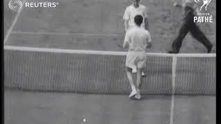 Tennis match at Wimbledon (1951)