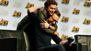 Tom Holland crashes Tom Hiddleston's convention panel at the Ace Comic Con