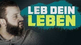 "LEB DEIN LEBEN!" || YOUNG MUSLIM