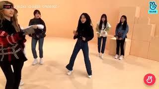 181219 GFRIEND SINB dance ‘WOW THING”  (idol room cut)