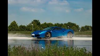 Funtracks.de Kompakt-Driftkurs Fahrsicherheitszentrum Thüringen Ferrari 488 Drift