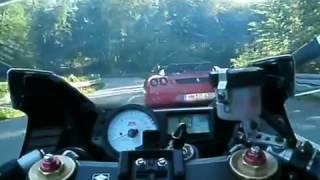 Suzuki GSX-R 1000 vs Ferrari