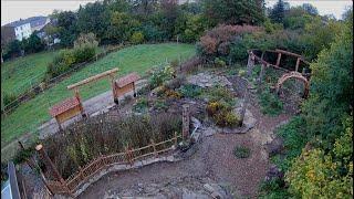 Permakultur ist machbar / Die Waldgeister unterwegs beim Naturgartenprojekt "Im Gründche"