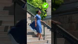 Good manners/elegance: going down the stairs #goodmanners #elegance #savoirvivre #elegance
