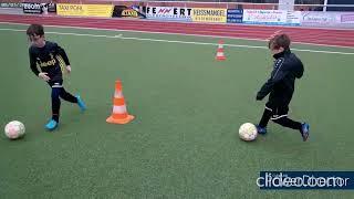 Fußballtraining mit Kindern - Finten und Ballkontrolle für Anfänger