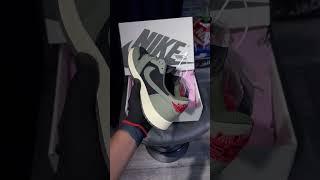 Unbox Review : Air Jordan 1 low Travis Scott Black Olive