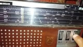 My Vintage PHILIPS Commander 3 band radio made by PHILIPS INDIA in 1973 (Not for sell).