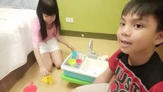 Playing time with my sister #jerome'svlog