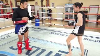 Pornsanae Sitmonchai - Muay Thai Switch and Hop Over Low Kick | Muay Thai Library