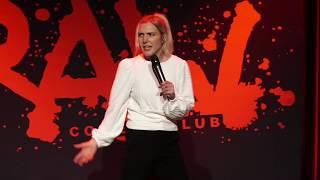 "Världens sämsta namn" - Josefin Sonck | RAW COMEDY CLUB