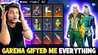 Free Fire Garena Gifted Me All Old Rare BundlesGun Skins And 25,000Diamonds-Garena Free Fire