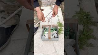 No Helper Needed! Send Heavy Objects Down Alone with This Genius Knot Trick #Knot #diy