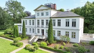 Symbiose von Klassizismus und Moderne: Herrenhaus Kluvensiek