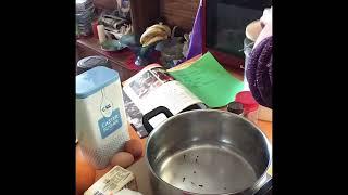 Cooking with Violet Vixen episode 204 mulled red wine