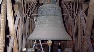 Cathedral church bell ringing - Sound effects