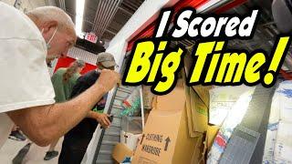 I SCORED BIG TIME at the live U-Haul storage auctions. I bought 2 lockers and they look great!