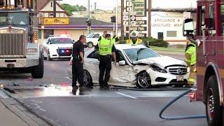 Logging Truck vs White Mercedes | Jason Asselin