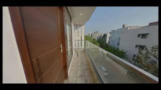 Video Tour of 3 BHK Independent Builder Floor in Sector 45, Gurgaon.